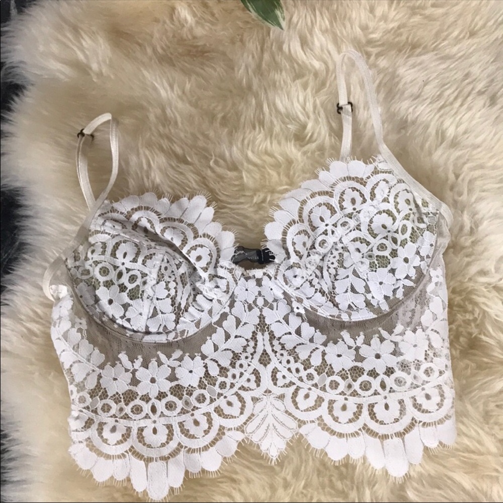 ISO. For love and lemons bra Medium or Large